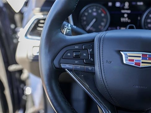 Certified 2025 Cadillac XT6 Sport w/ Platinum Package image 14