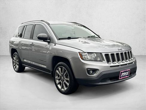 Used 2017 Jeep Compass Sport w/ Power Value Group image 3
