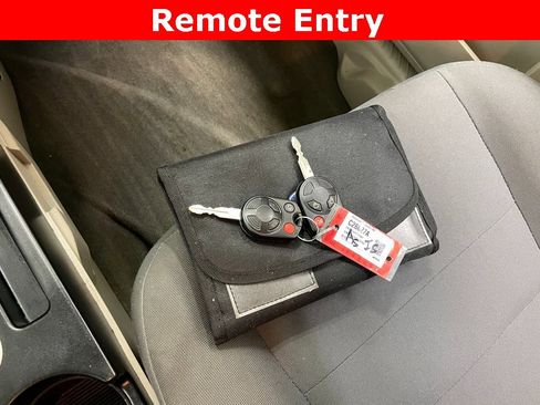 Used 2009 Ford Escape XLS image 4