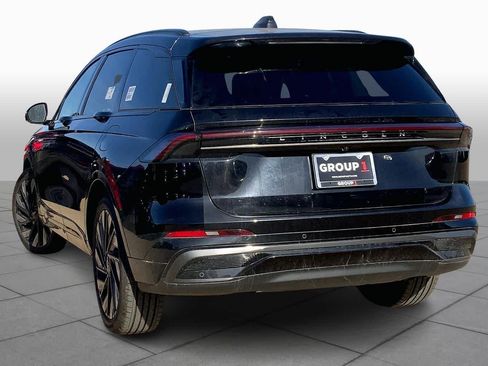 New 2026 Lincoln Nautilus Reserve image 12