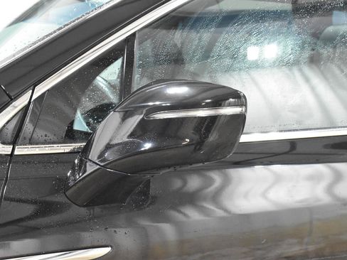 Used 2024 Buick Enclave Essence w/ Experience Buick Package FWD image 38