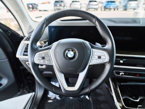 Used 2026 BMW X7 xDrive40i w/ Premium Package AWD/4WD image 20