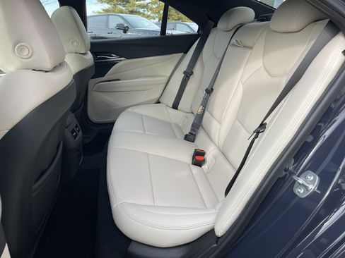 Used 2025 Cadillac CT4 Premium Luxury image 20