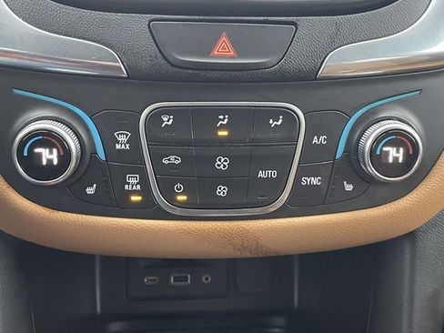 Used 2020 Chevrolet Equinox Premier image 24