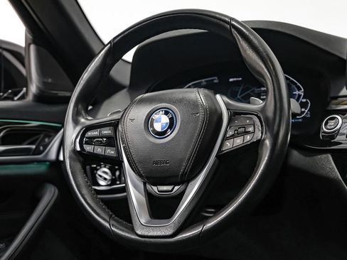 Used 2023 BMW 530e RWD image 19