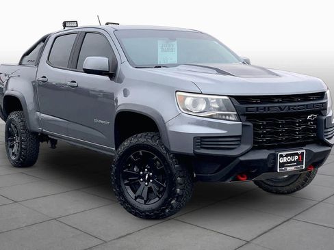Used 2021 Chevrolet Colorado ZR2 w/ ZR2 Dusk Special Edition AWD/4WD image 3