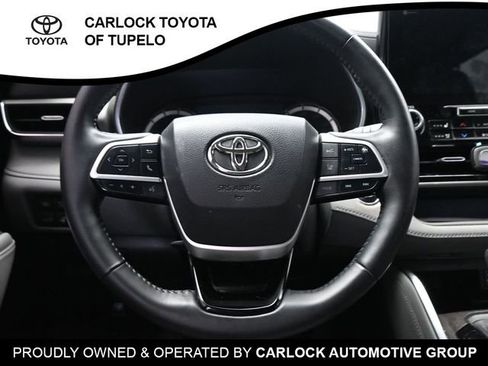 Used 2022 Toyota Highlander Platinum image 26