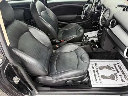Used 2011 MINI Cooper Clubman FWD image 19
