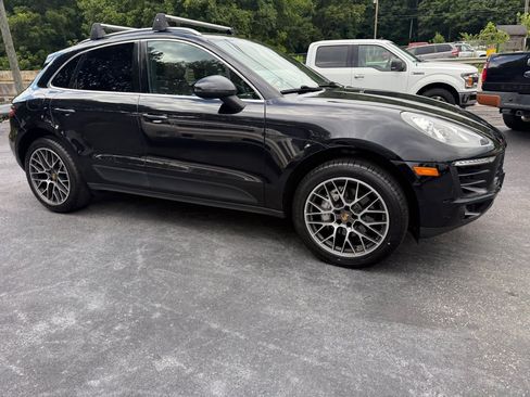 Used 2015 Porsche Macan S w/ Premium Package Plus AWD/4WD image 15