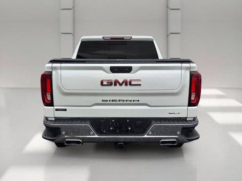 Certified 2022 GMC Sierra 1500 SLT w/ SLT Premium Plus Package AWD/4WD image 4