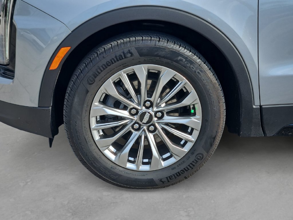 Certified 2024 Cadillac XT4 Premium Luxury FWD image 9
