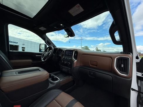 Used 2021 Chevrolet Silverado 3500 High Country w/ Z71 Off-Road Package AWD/4WD image 42