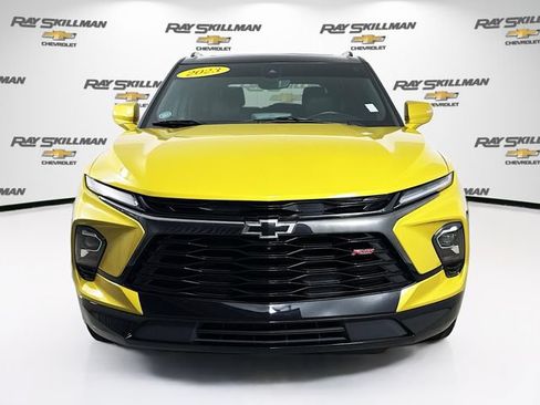 Used 2023 Chevrolet Blazer RS w/ Driver Confidence II Package FWD image 2