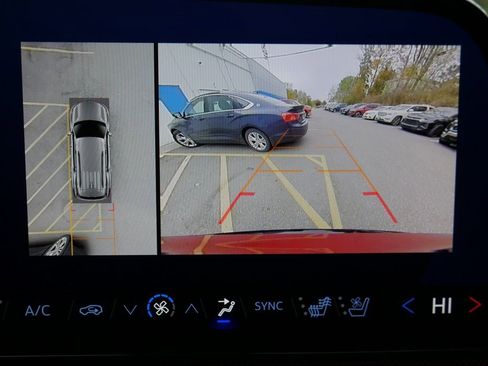 Used 2024 Chevrolet Traverse RS w/ LPO, Floor Liner Package image 17