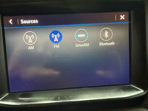 Used 2019 Chevrolet Silverado 1500 Custom w/ Custom Value Package image 17