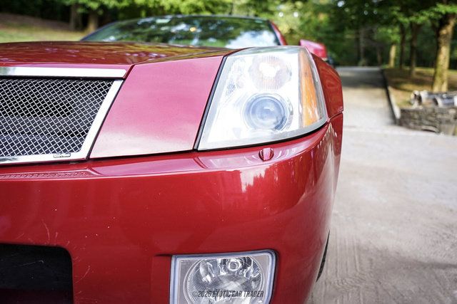 Used 2004 Cadillac XLR RWD image 53