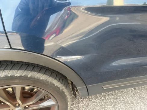 Used 2017 Ford Explorer XLT w/ Equipment Group 202A image 17