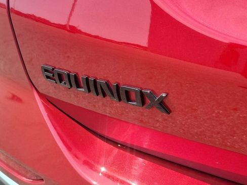 Used 2022 Chevrolet Equinox RS FWD image 33
