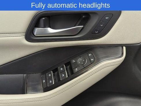 Certified 2023 Nissan Rogue SL w/ SL Premium Package image 20