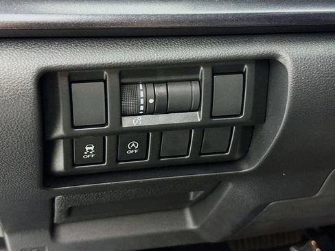 Certified 2023 Subaru Crosstrek 2.5i Sport AWD/4WD image 11