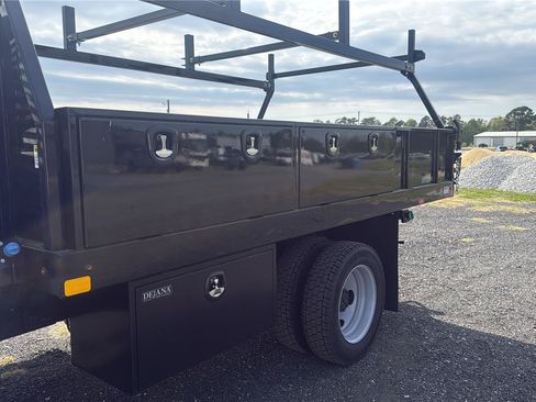 New 2026 Ford F550 4x4 SuperCab Super Duty image 23