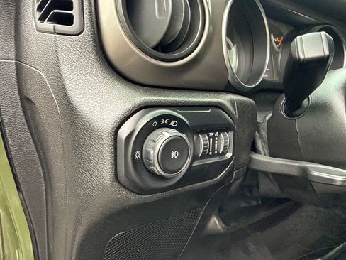 Used 2021 Jeep Wrangler Unlimited Sport AWD/4WD image 13