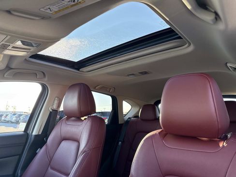 Used 2023 MAZDA CX-5 Carbon Edition image 3