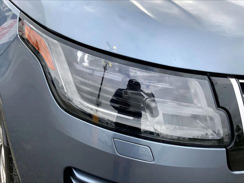 Used 2019 Land Rover Range Rover HSE image 26