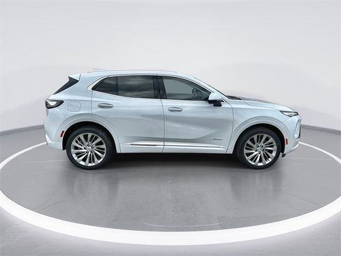 New 2026 Buick Envision Avenir image 9