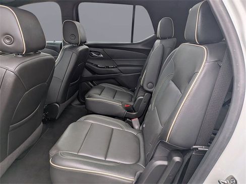 Used 2024 Chevrolet Traverse Premier w/ Redline Edition image 15