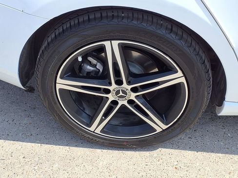 Used 2022 Mercedes-Benz A 220 image 9