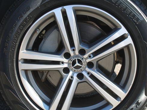 Certified 2020 Mercedes-Benz GLC 300 image 18