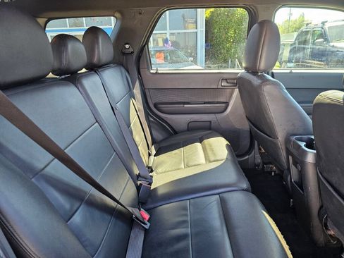 Used 2010 Ford Escape XLT AWD/4WD image 15
