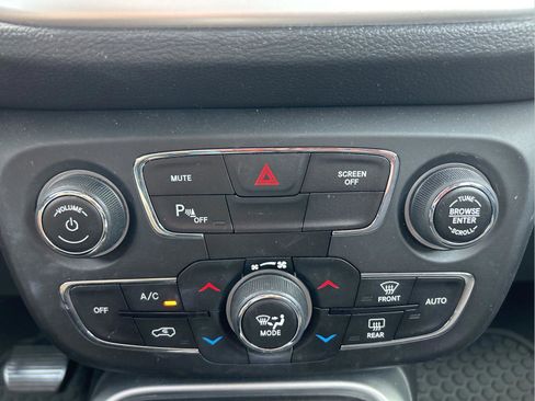 Used 2019 Jeep Compass Sport AWD/4WD image 32