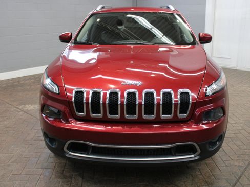 Used 2017 Jeep Cherokee Limited w/ Trailer Tow Group image 2