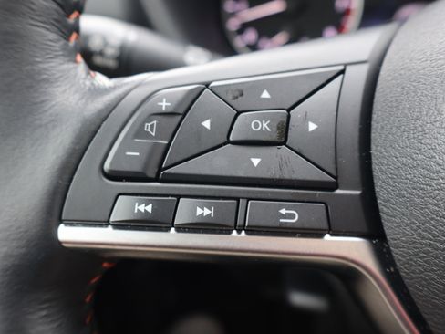 Used 2024 Nissan Sentra SR w/ SR Premium Package image 15