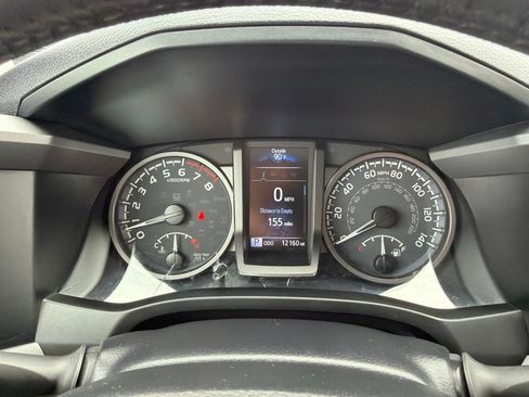 Used 2021 Toyota Tacoma TRD Off-Road w/ Technology Package AWD/4WD image 34