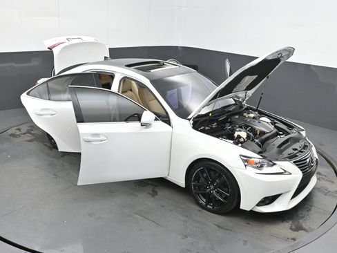 Used 2016 Lexus IS 200t image 42