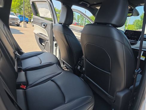 New 2026 Jeep Compass Limited AWD/4WD image 11