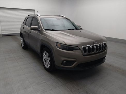 Used 2019 Jeep Cherokee Latitude w/ Popular Appearance Group FWD image 13