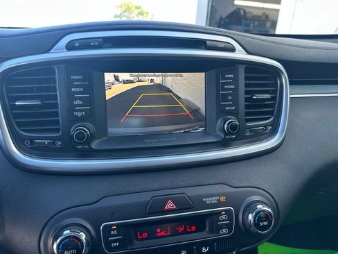 Used 2019 Kia Sorento AWD w/ Option Group 020 image 22