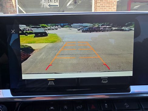 Used 2023 Chevrolet Silverado 1500 RST w/ Z71 Off-Road Package image 23