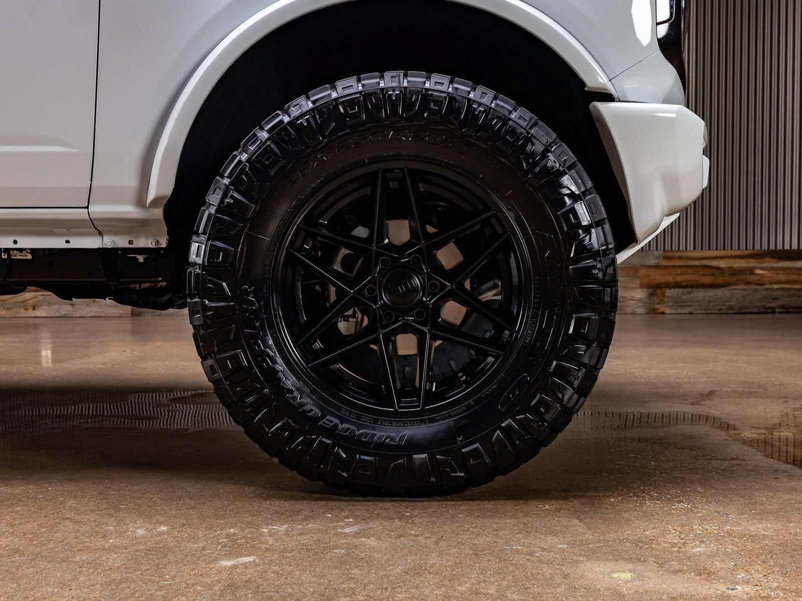 Used 2026 Ford Bronco Outer Banks AWD/4WD image 12