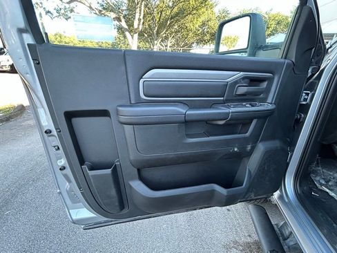 Used 2024 RAM 3500 Tradesman image 39