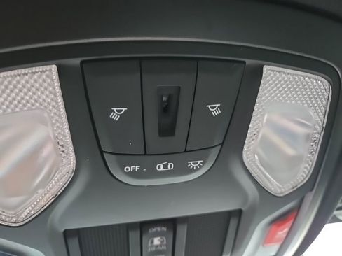 Used 2022 RAM 1500 Big Horn AWD/4WD image 70
