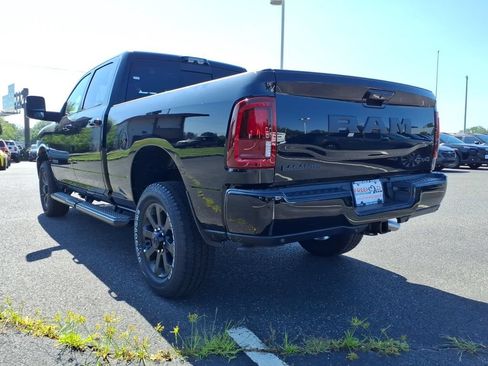 New 2026 RAM 2500 Laramie w/ Night Edition AWD/4WD image 14