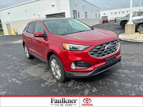 Used 2022 Ford Edge Titanium w/ Class II Trailer Tow Package AWD/4WD image 1