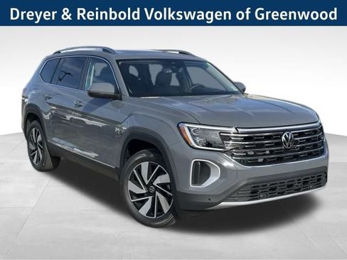 New 2026 Volkswagen Atlas SEL image 1