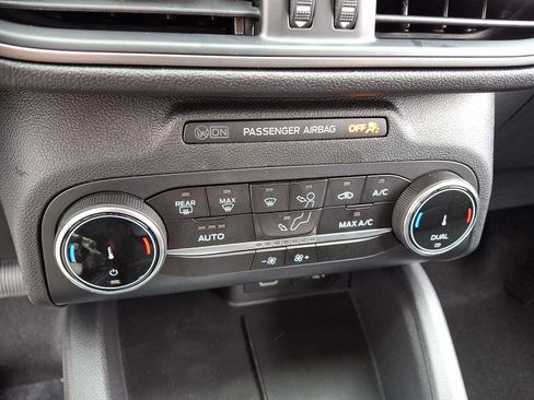 New 2025 Ford Escape Active image 11
