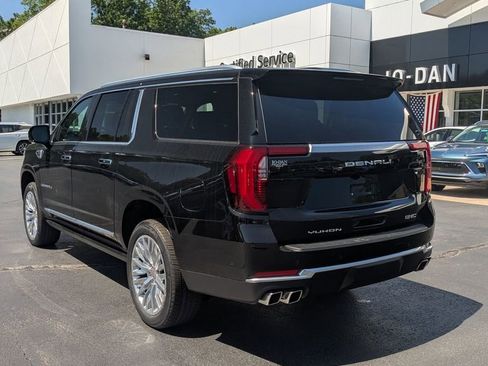 New 2025 GMC Yukon XL Denali w/ Sun & Power Step Package image 6